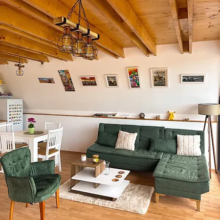 Villa Kod Lutajuceg *